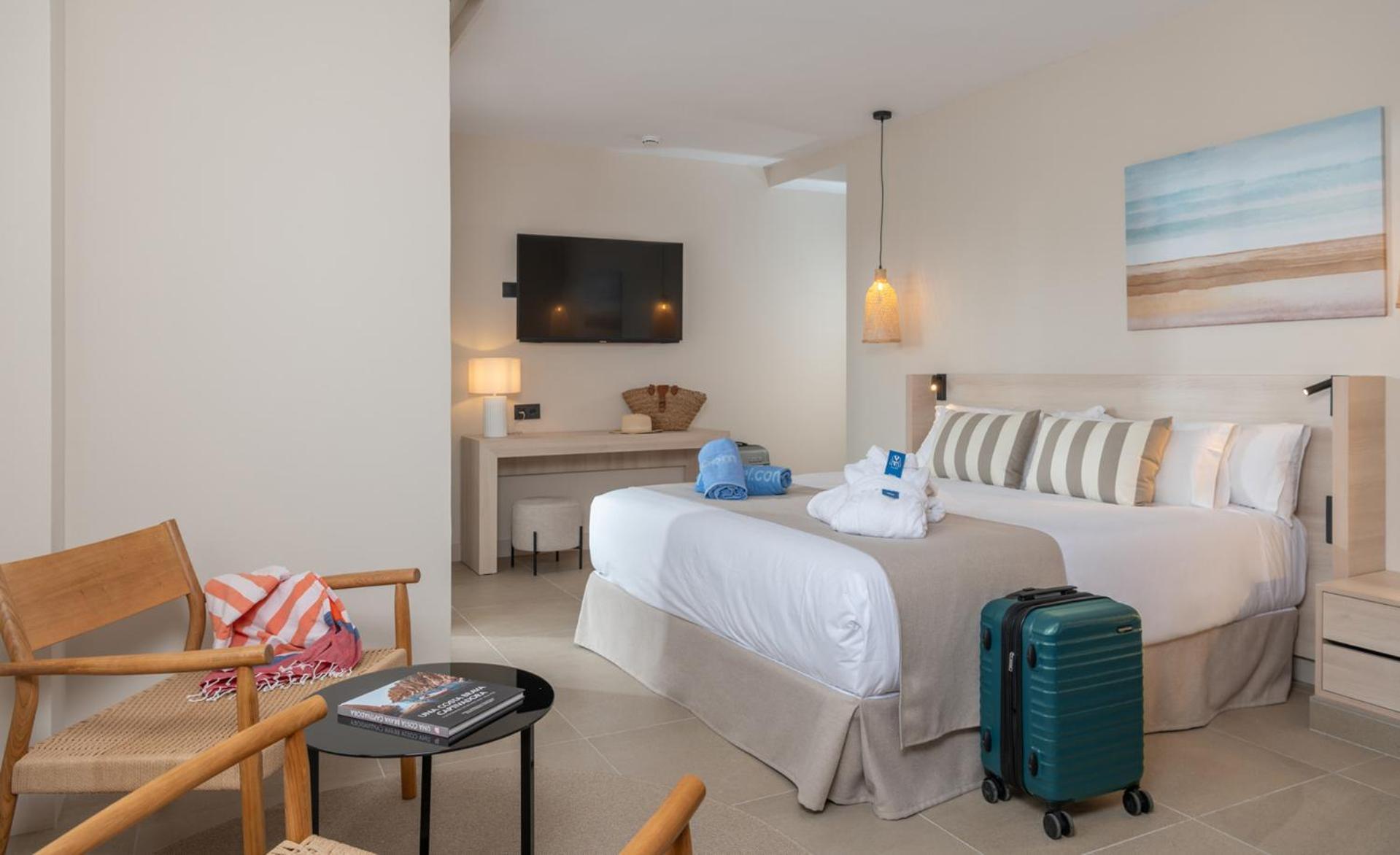 Aqua Hotel The Breeze (Adults Only +18) All Inclusive Santa Susanna Exterior photo