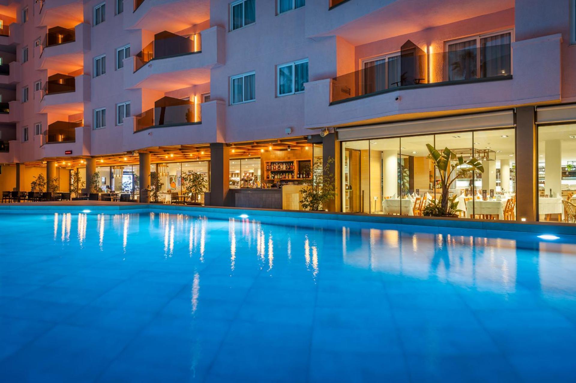 Aqua Hotel The Breeze (Adults Only +18) All Inclusive Santa Susanna Exterior photo