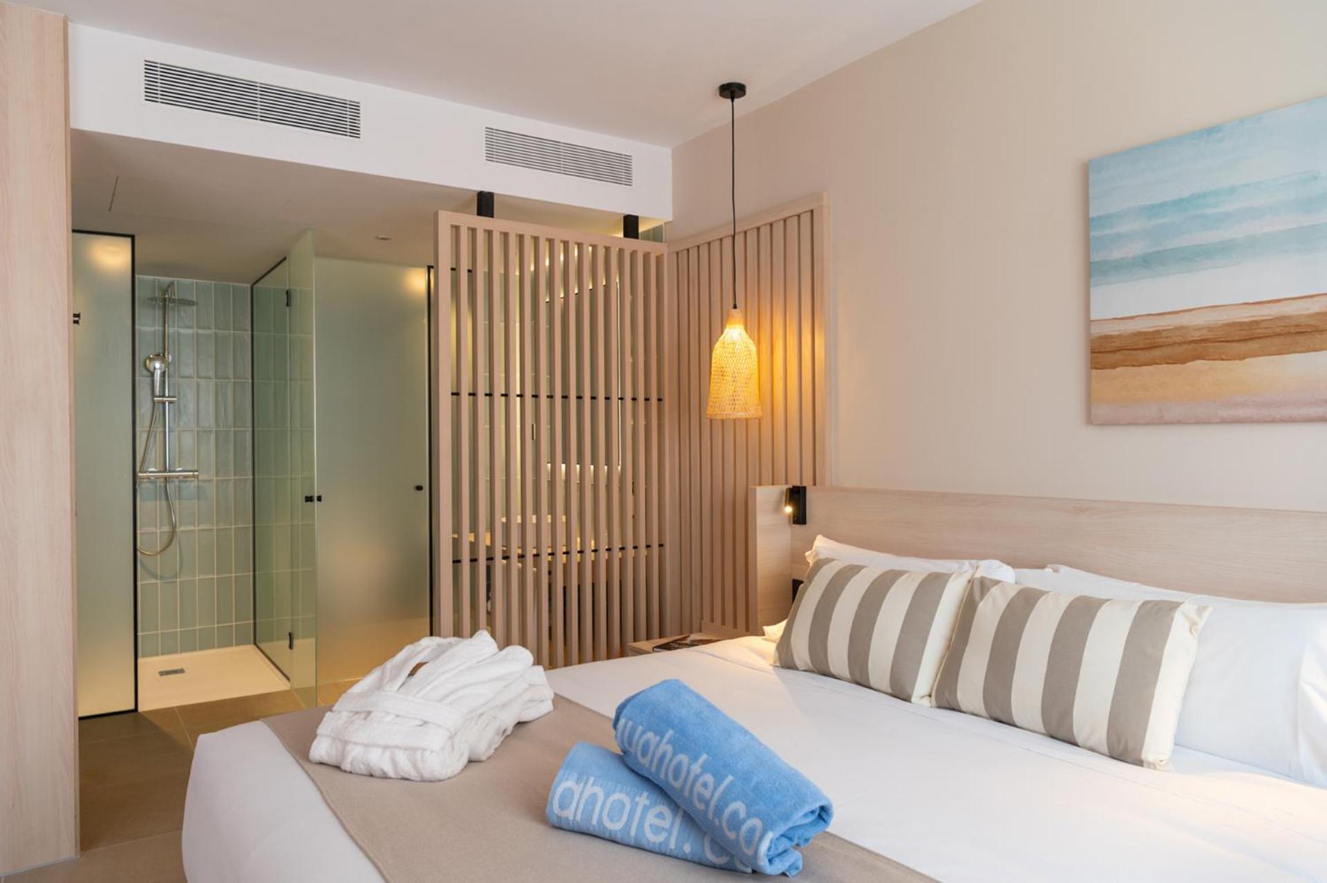 Aqua Hotel The Breeze (Adults Only +18) All Inclusive Santa Susanna Exterior photo