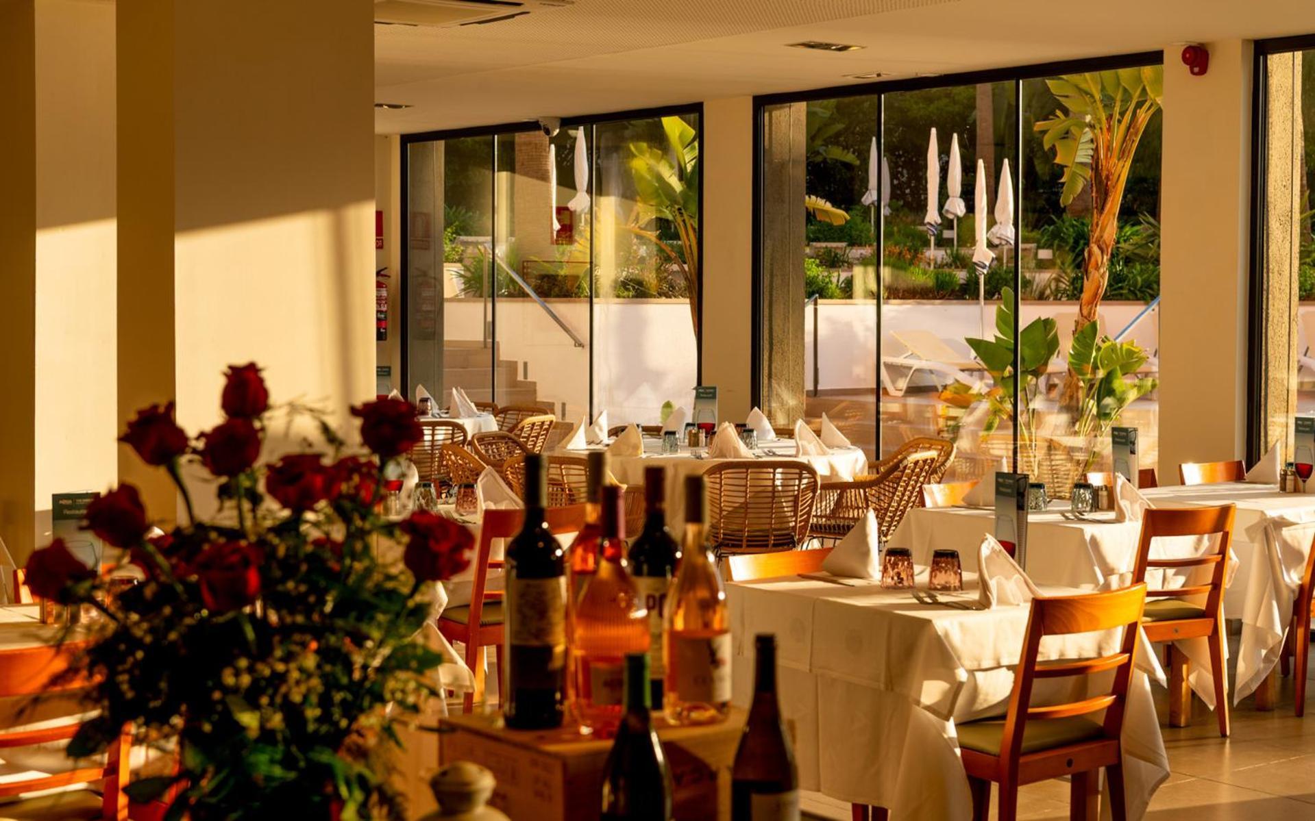 Aqua Hotel The Breeze (Adults Only +18) All Inclusive Santa Susanna Exterior photo